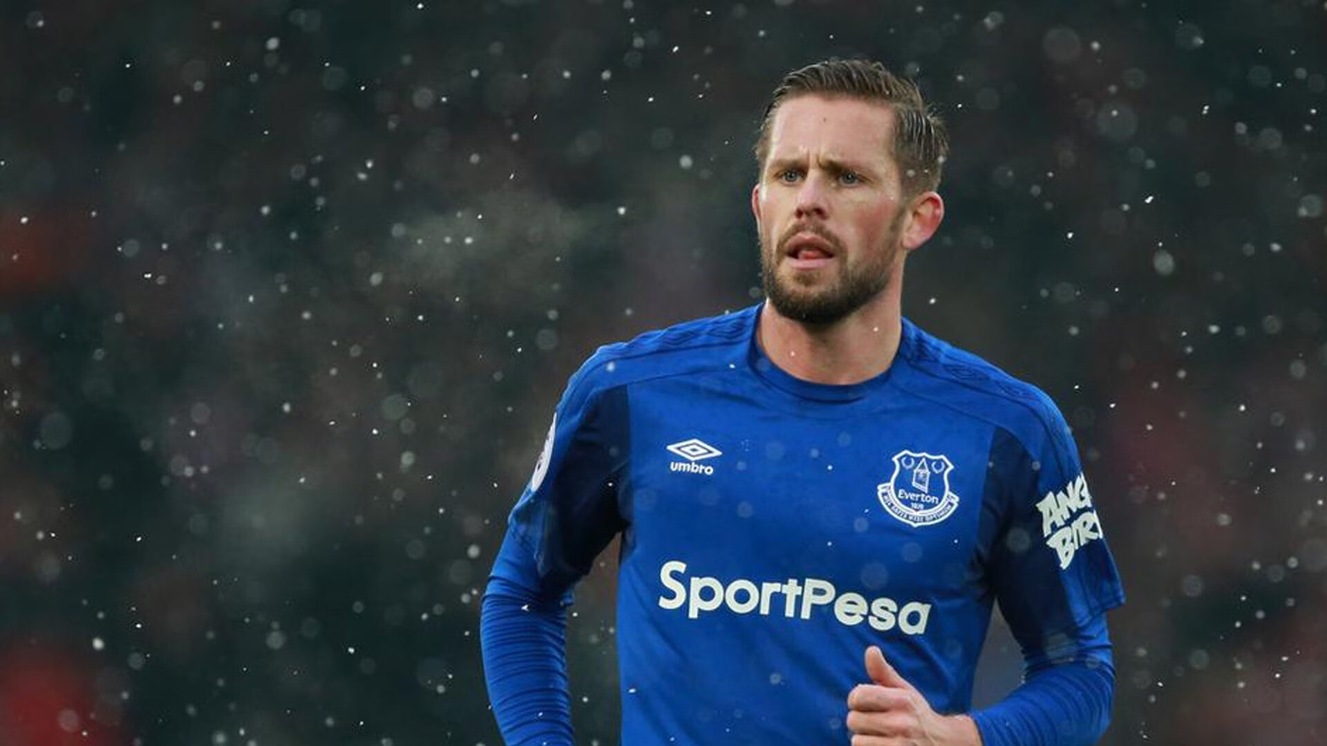 开云官网-节奏大师爱德华兹，意甲焦点夜，一人带动全队心跳