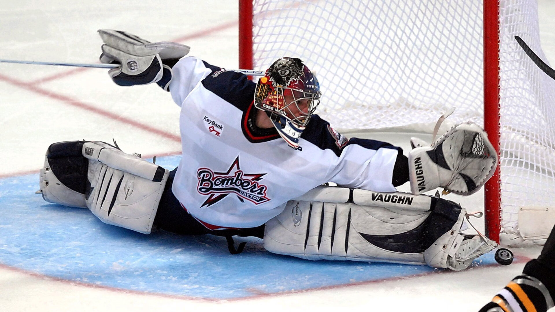 新星闪耀银石，皮亚斯特里的高光时刻与威廉姆斯力克哈斯车队的战略博弈