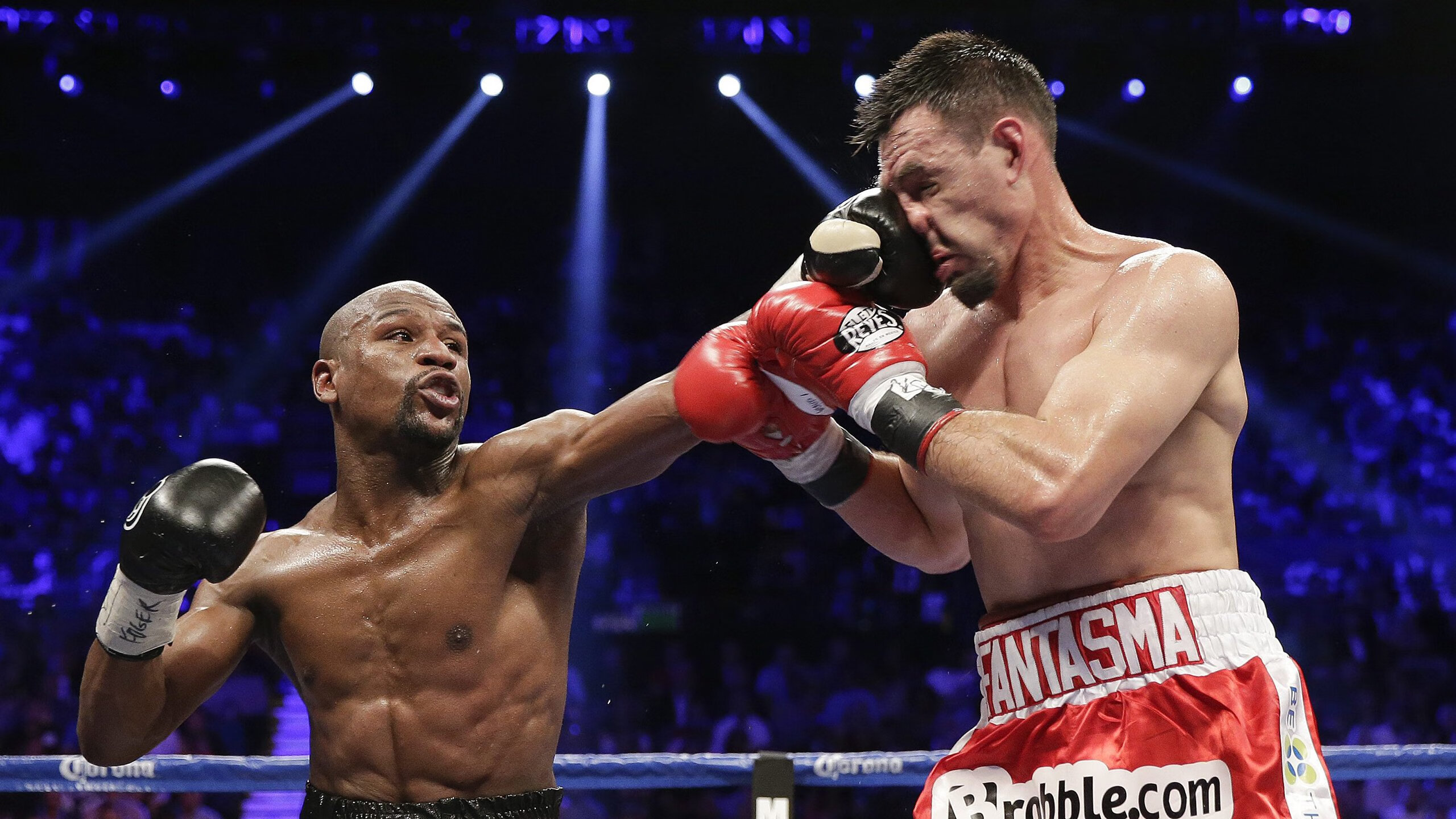 黄黑风暴席卷红牛竞技场，多特蒙德完胜背后的孤勇者叙事，德布劳内纪录夜书写另一种唯一